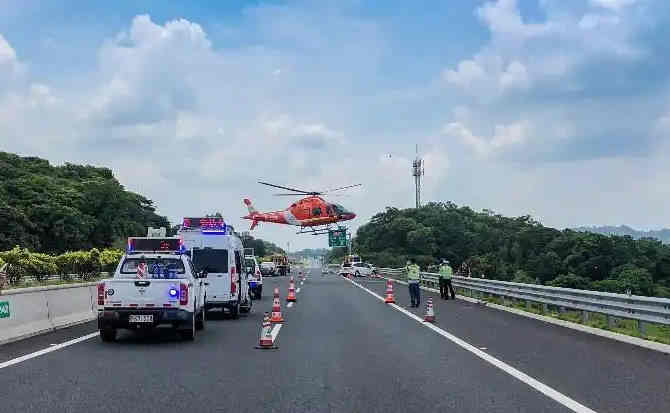 云冈区高速公路汽车救援案例